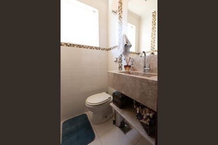 Casa à venda com 280m², 3 quartos e 3 vagasLavabo