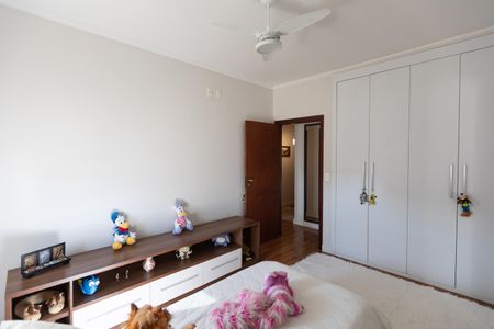 Casa à venda com 280m², 3 quartos e 3 vagasQuarto 2