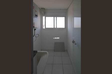 Área de Serviço de apartamento para alugar com 2 quartos, 52m² em Parque São Lourenço, São Paulo