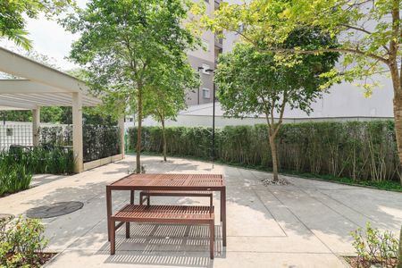 Apartamento à venda com 47m², 2 quartos e sem vagaÁrea comum