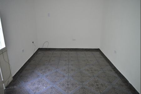 Casa para alugar com 80m², 2 quartos e 1 vagaSala