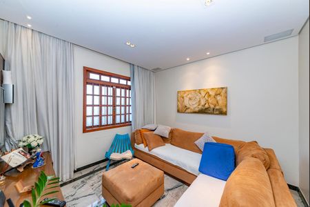 Casa à venda com 500m², 3 quartos e 4 vagasSala 3