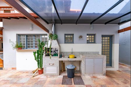 Casa à venda com 500m², 3 quartos e 4 vagasChurrasqueira