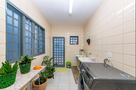 Casa à venda com 500m², 3 quartos e 4 vagasÁrea de Serviço