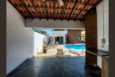 Casa à venda com 348m², 3 quartos e 5 vagas Casa à venda com 348m², 3 quartos e 5 vagasÁrea de Lazer