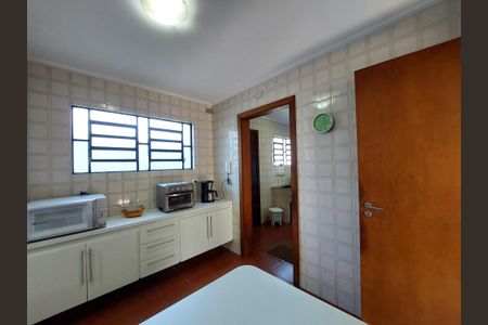 Casa à venda com 348m², 3 quartos e 5 vagas Casa à venda com 348m², 3 quartos e 5 vagasCopa