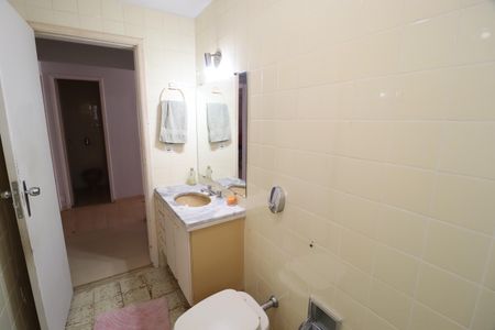 Apartamento para alugar com 130m², 3 quartos e 1 vagaBanheiro Social