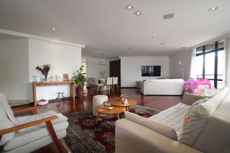 Apartamento à venda com 320m², 5 quartos e 4 vagasSala