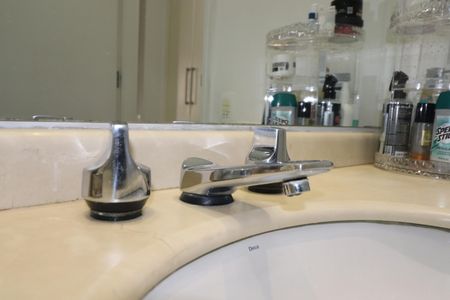 Apartamento à venda com 320m², 5 quartos e 4 vagasBanheiro Suíte 2