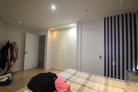 Apartamento à venda com 320m², 5 quartos e 4 vagasSuíte 1