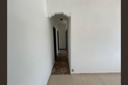 Apartamento para alugar com 54m², 3 quartos e sem vagaCorredor