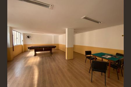 Apartamento à venda com 102m², 2 quartos e 1 vagaÁrea comum