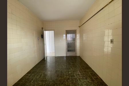 Apartamento à venda com 102m², 2 quartos e 1 vagaCozinha