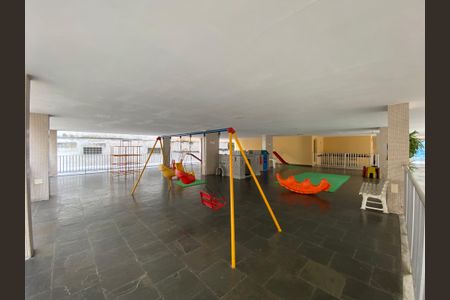 Apartamento à venda com 102m², 2 quartos e 1 vagaÁrea comum