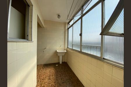 Apartamento à venda com 102m², 2 quartos e 1 vagaÁrea de Serviço