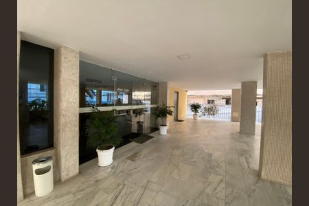 Apartamento à venda com 102m², 2 quartos e 1 vagaÁrea comum