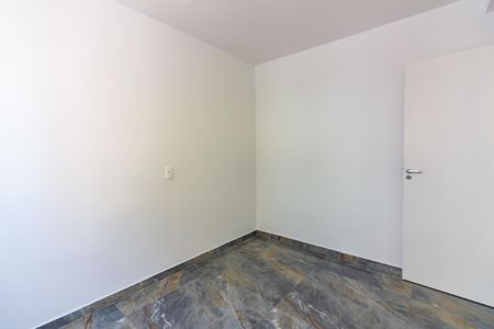 Quarto 1 de apartamento para alugar com 2 quartos, 36m² em Veloso, Osasco