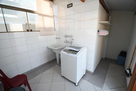 Apartamento à venda com 140m², 3 quartos e 1 vagaÁrea de Serviço