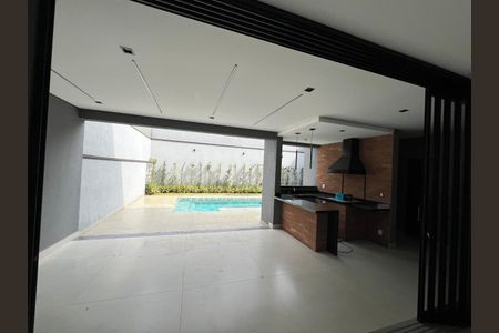 Casa de condomínio à venda com 300m², 5 quartos e 4 vagasFoto 03