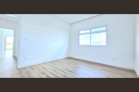 Casa de condomínio à venda com 121m², 3 quartos e 2 vagasQuarto 1