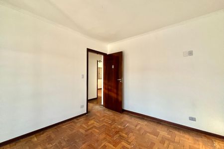 Casa à venda com 287m², 4 quartos e 8 vagas Casa à venda com 287m², 4 quartos e 8 vagasQuarto 1