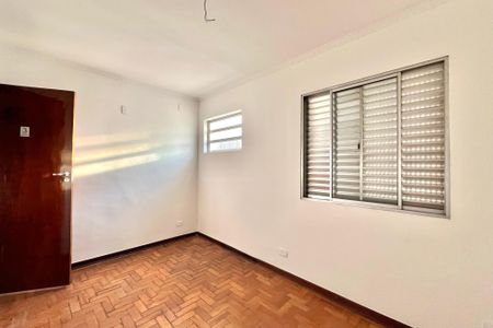 Casa à venda com 287m², 4 quartos e 8 vagas Casa à venda com 287m², 4 quartos e 8 vagasQuarto 3