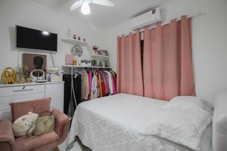 Casa à venda com 96m², 3 quartos e 1 vagaQuarto 2