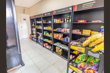 Apartamento à venda com 80m², 3 quartos e 2 vagasÁrea comum - Mercadinho