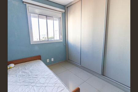 Apartamento à venda com 80m², 3 quartos e 2 vagasQuarto