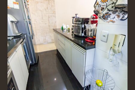 Apartamento à venda com 80m², 3 quartos e 2 vagasCozinha