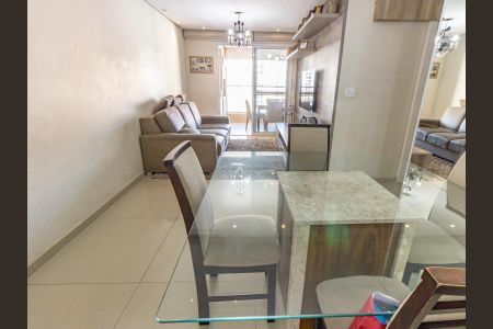 Apartamento à venda com 80m², 3 quartos e 2 vagasSala