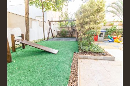 Apartamento à venda com 80m², 3 quartos e 2 vagasÁrea comum - Playground