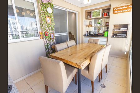 Apartamento à venda com 80m², 3 quartos e 2 vagasVaranda