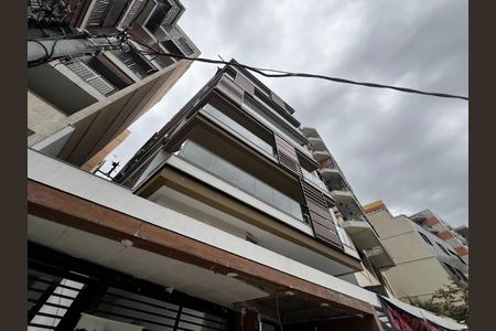 Apartamento à venda com 34m², 1 quarto e 1 vagaFachada