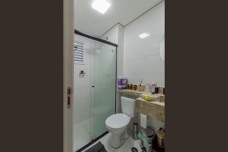 Apartamento à venda com 53m², 2 quartos e 2 vagas Apartamento à venda com 53m², 2 quartos e 2 vagasBanheiro