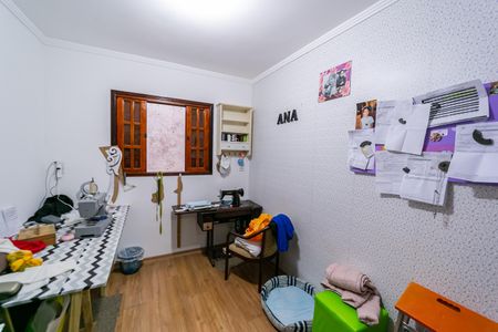 Casa à venda com 141m², 4 quartos e 2 vagas Casa à venda com 141m², 4 quartos e 2 vagasQuarto 1