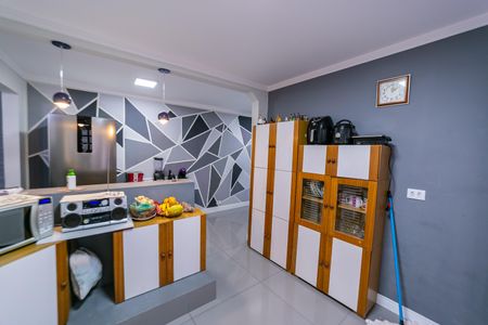 Casa à venda com 141m², 4 quartos e 2 vagas Casa à venda com 141m², 4 quartos e 2 vagasCozinha