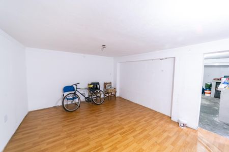 Casa à venda com 141m², 4 quartos e 2 vagas Casa à venda com 141m², 4 quartos e 2 vagasQuarto 4