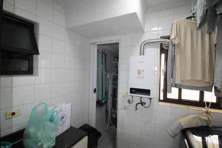 Apartamento para alugar com 166m², 4 quartos e 4 vagasÁrea de Serviço