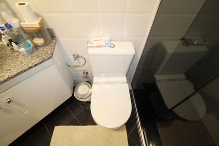 Apartamento para alugar com 166m², 4 quartos e 4 vagasBanheiro do Quarto 1