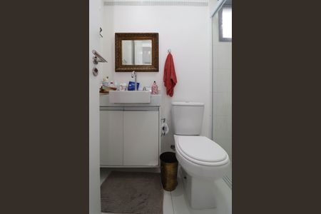 Apartamento à venda com 57m², 2 quartos e 1 vagaBanheiro da Suíte 1