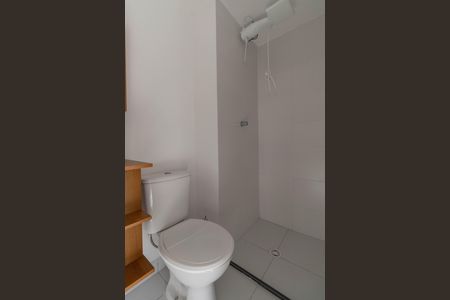 Apartamento para alugar com 32m², 2 quartos e sem vaga Apartamento para alugar com 32m², 2 quartos e sem vagaBanheiro