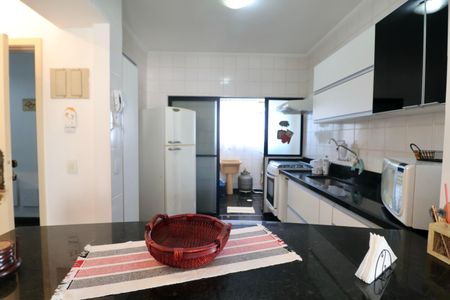Apartamento para alugar com 86m², 3 quartos e 2 vagas Apartamento para alugar com 86m², 3 quartos e 2 vagasCozinha