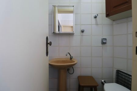 Apartamento para alugar com 86m², 3 quartos e 2 vagas Apartamento para alugar com 86m², 3 quartos e 2 vagasBanheiro de serviço