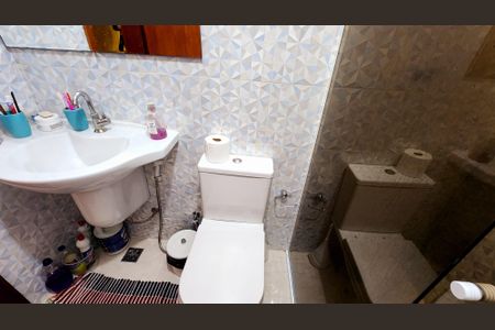 Casa à venda com 142m², 4 quartos e 4 vagasBanheiro