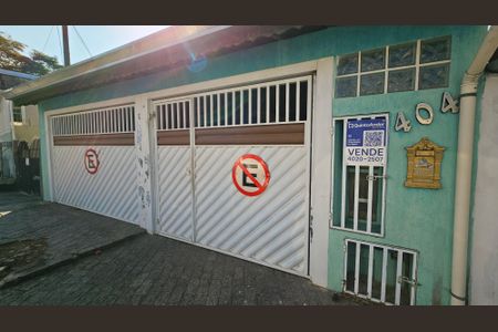 Casa à venda com 142m², 4 quartos e 4 vagasPlaquinha