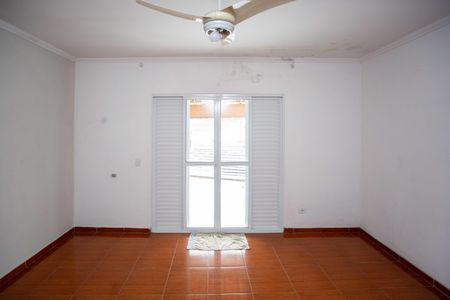 Casa à venda com 272m², 4 quartos e 3 vagasSuíte