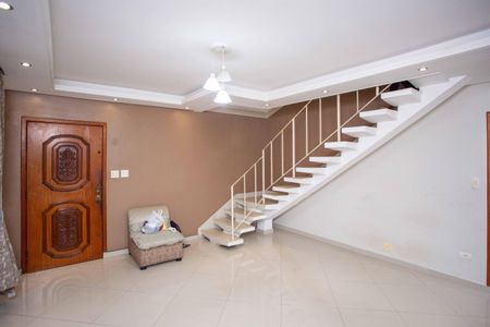 Casa à venda com 272m², 4 quartos e 3 vagasSala