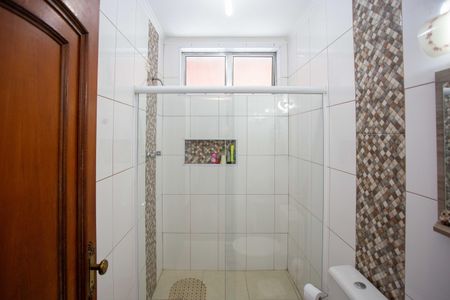 Casa à venda com 272m², 4 quartos e 3 vagasBanheiro 1