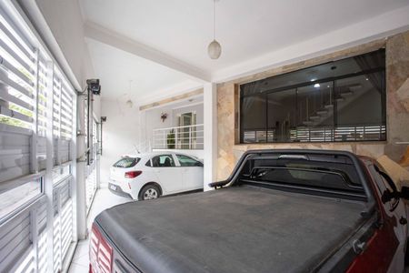 Casa à venda com 272m², 4 quartos e 3 vagasGaragem